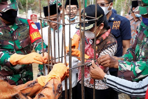 Wali Kota Pancangkan Tiang Pertama Masjid MTsN Singkawang Media