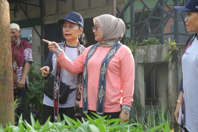 FE2B0F23-5E27-4349-B96A-3B7F7986AD6F