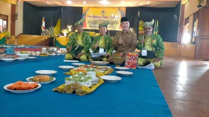 282545F5-160E-42E5-83C3-555BE974BD49