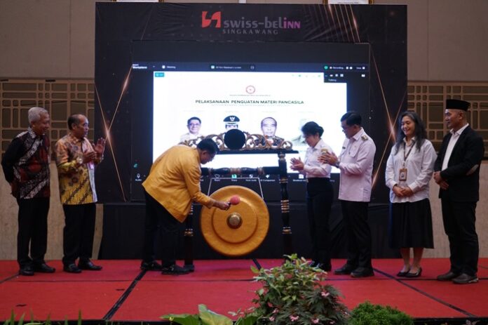 676F30D2-FF77-4C37-B5A5-DA863BFF6848