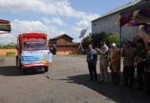 Bulog Singkawang Salurkan 231 Ton Beras dan 23 Ribu Liter Minyak Goreng Untuk KPM