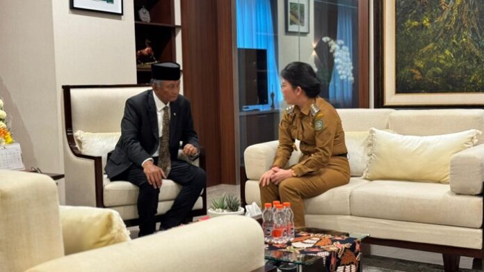 579DEE3F-FA73-45F3-8044-0826EE455D7F