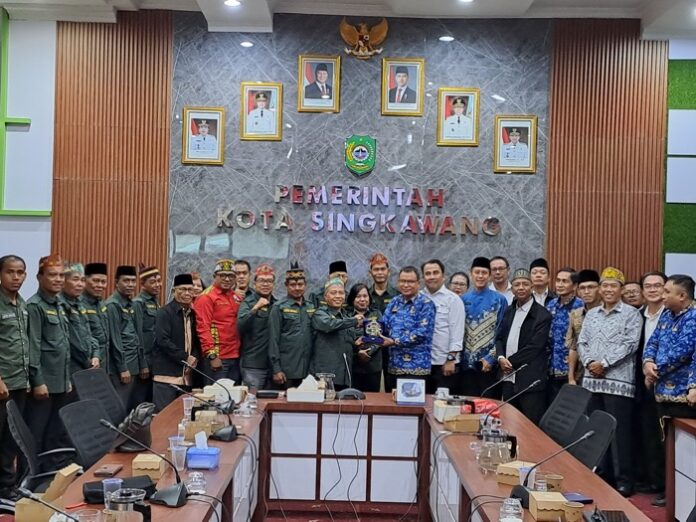 6341FDAC-9995-43A3-8BF4-AE2BC6E56E91