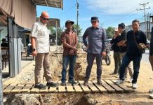 Wawako Singkawang Cek Pembangunan Drainase, Tindak Lanjuti Aduan Warga